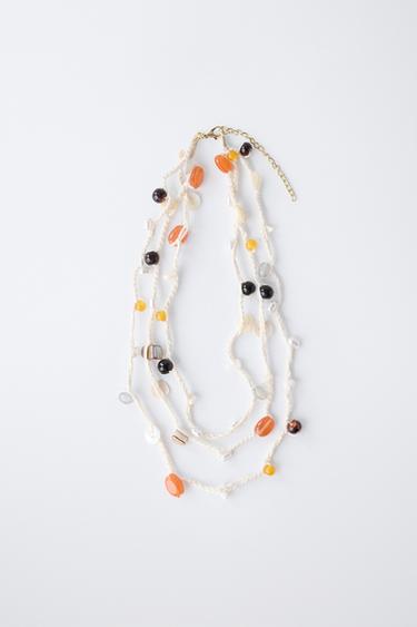 COLLIER CORDE FANTAISIE ET COQUILLAGES - Écru de Zara