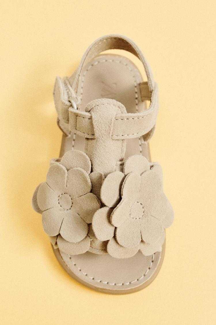 SANDALIA BAREFOOT FLORES PIEL