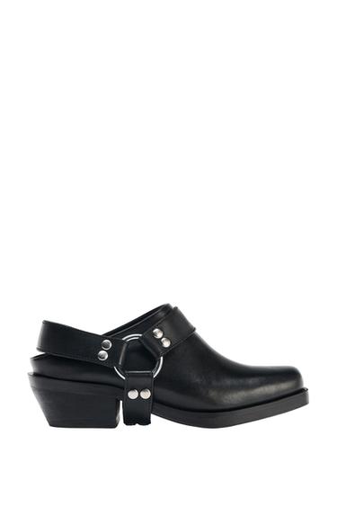 ZUECO BIKER PIEL - Negro de Zara