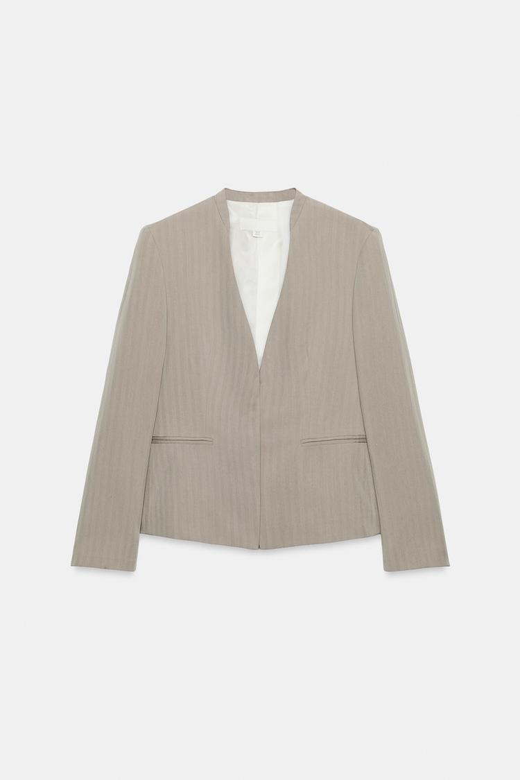 Blazer entallado sin cuello 5