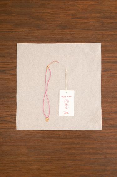 Zara ZARA TIMELESS - 24K FLOWER NECKLACE ORFAYO © - Pink