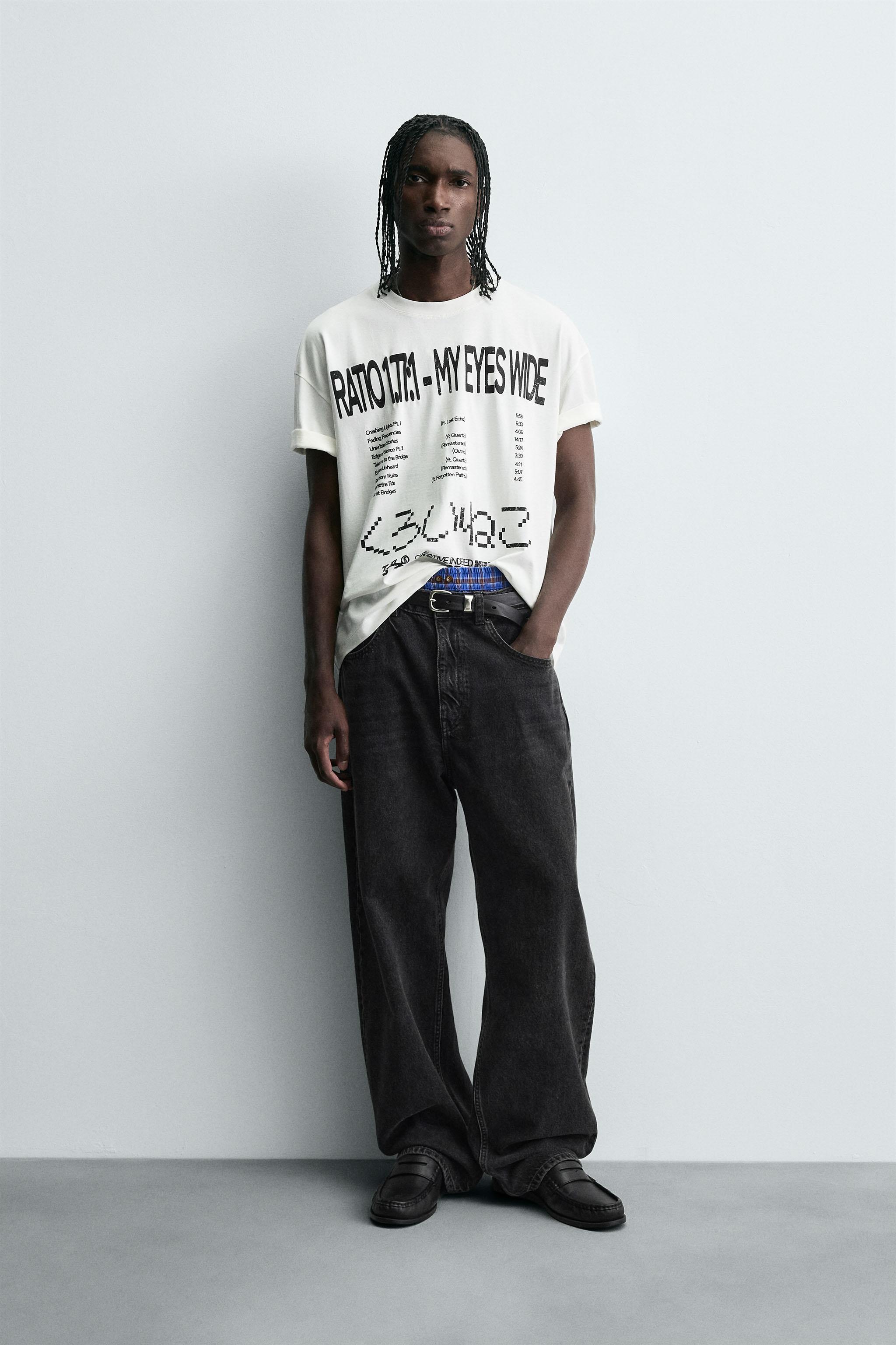 【Paragraph】24SS★ no.020 PARAGRAPH PEEKABOO T SHIRT T-shirt broderie poitrine Gris foncé | BZB