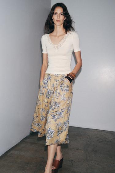 CAMISETA RIB ENCAJE - Blanco roto de Zara