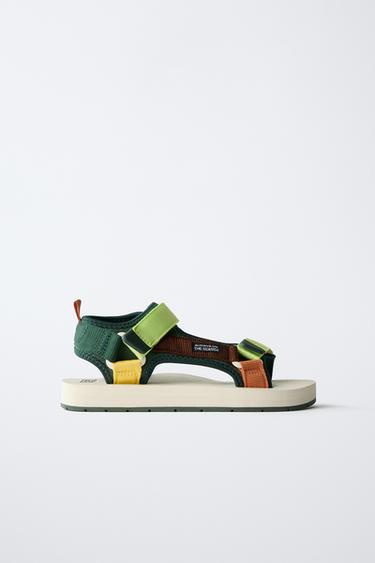 SANDALIA TÉCNICA - Multicolor de Zara