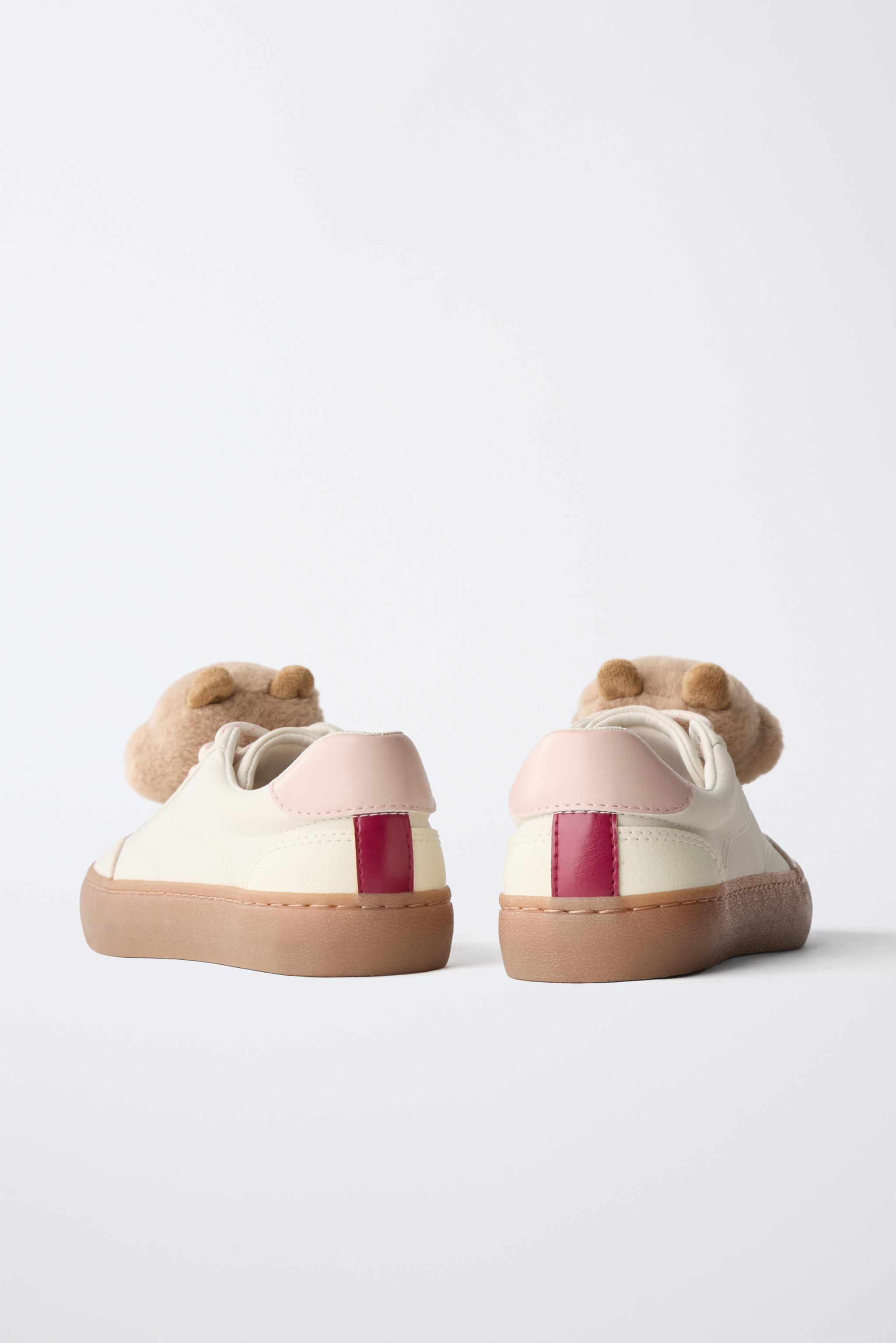 BAMBA CAPIBARA CAPYFUN © - ホワイト | ZARA Japan / 日本