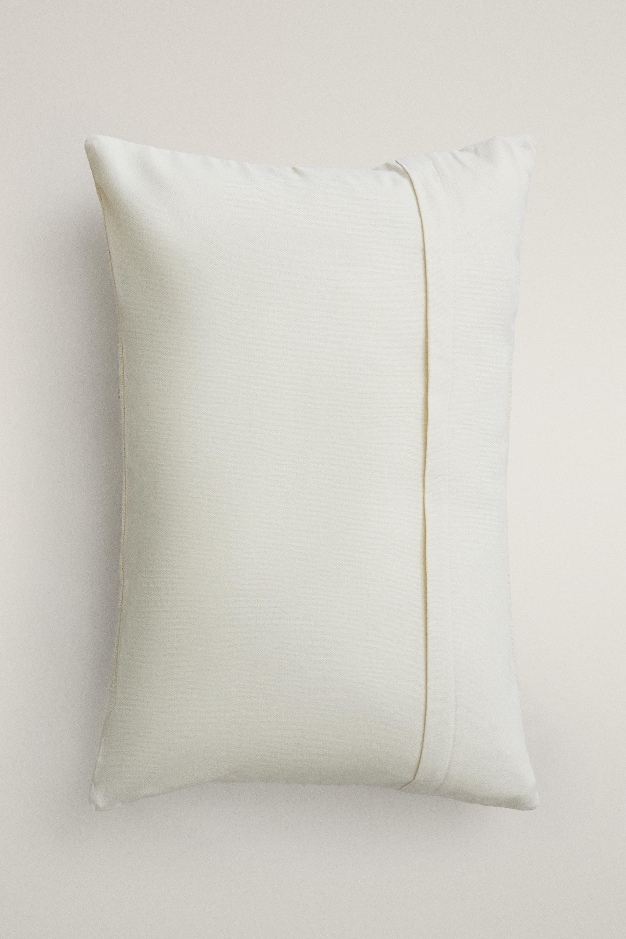 TUFTED FLORAL THROW PILLOW COVER
