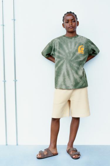 BERMUDA FELPA WAFFLE - Mantequilla de Zara