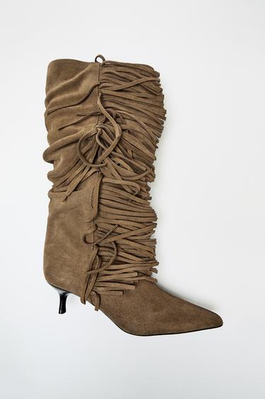 FRINGED SPLIT SUEDE BOOTS - Dark tan by Zara
