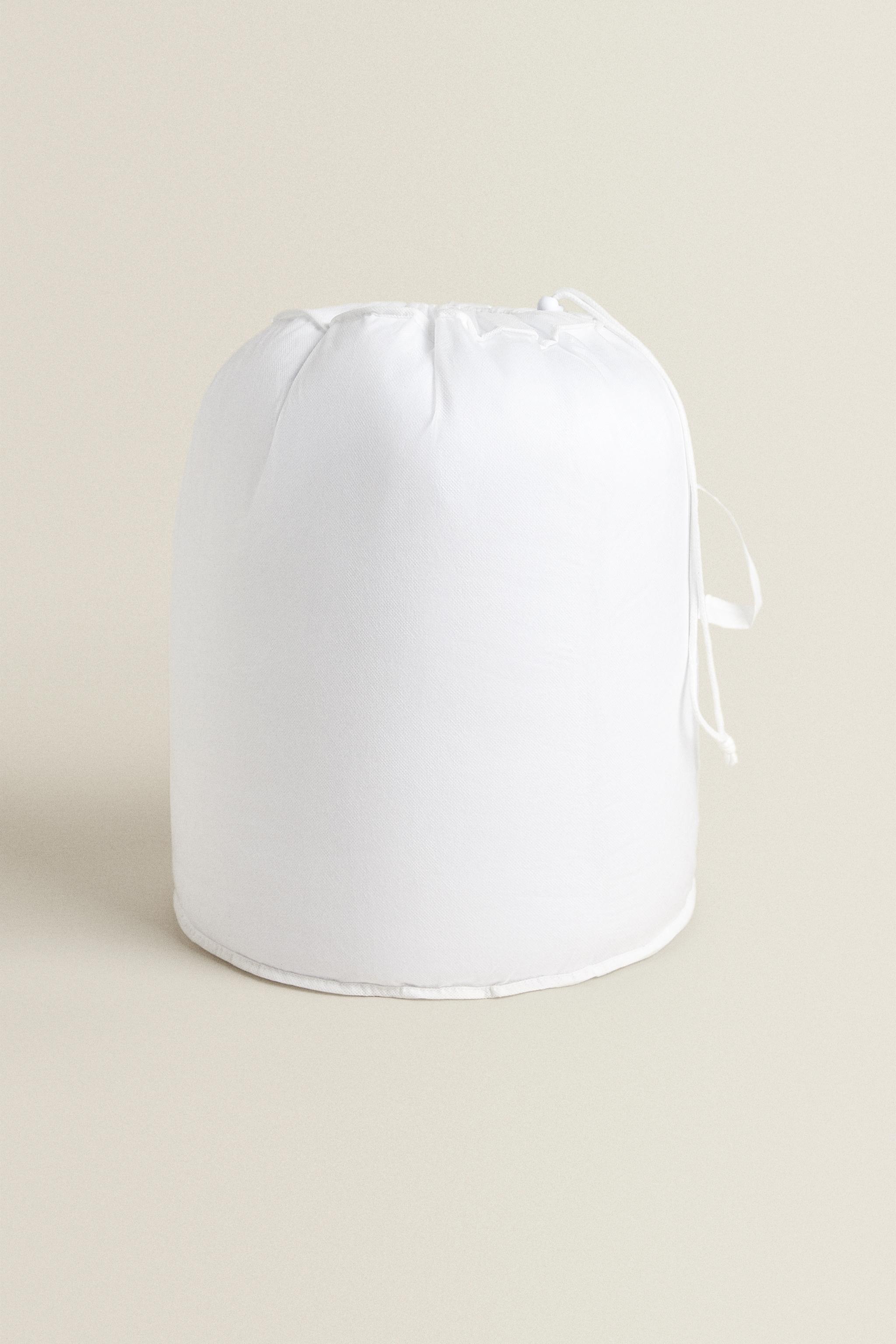 COUETTE EN MICROFIBRE (350GxM²)