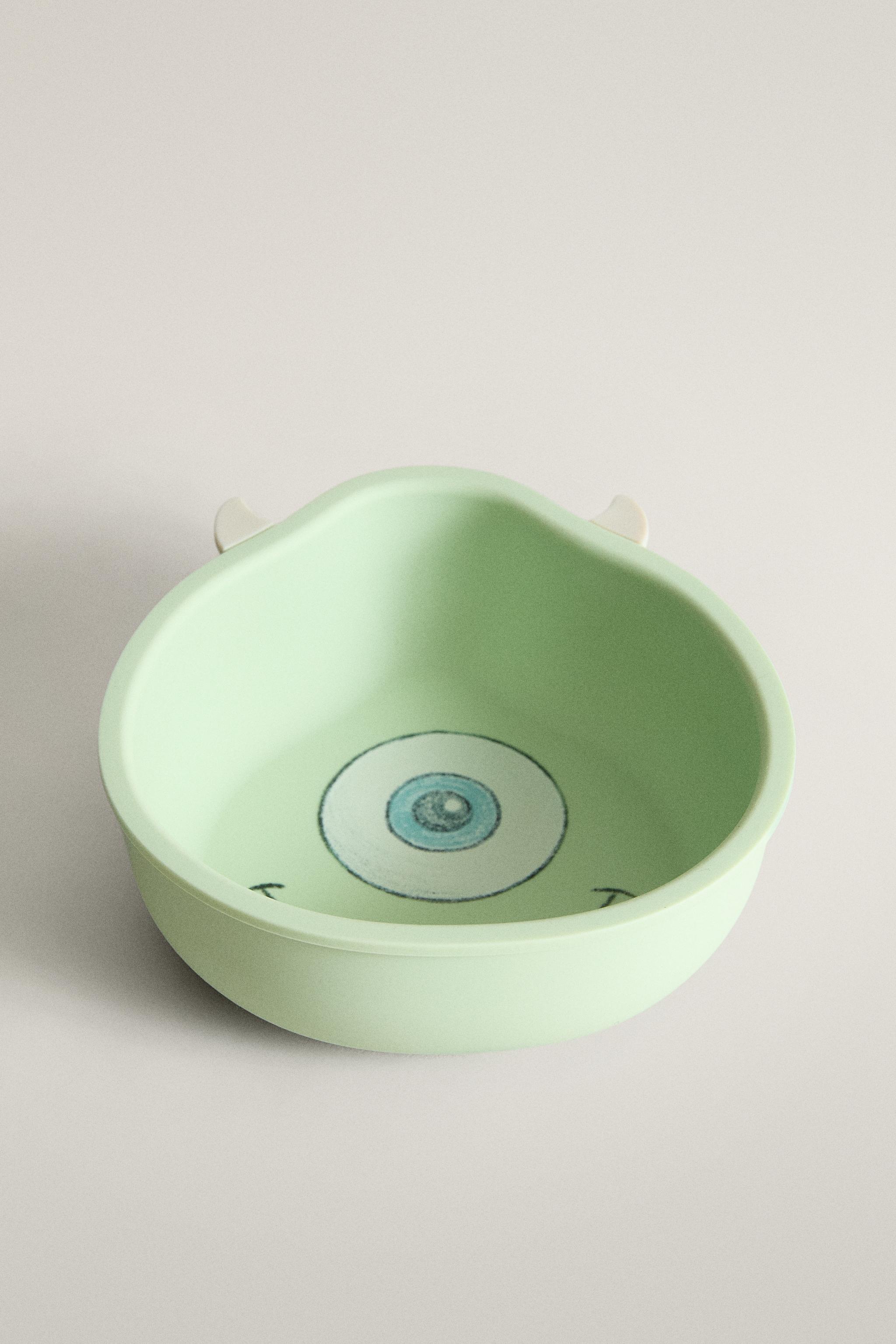 MIKE WAZOWSKI MONSTERS, INC. ©DISNEY/PIXAR BOWL