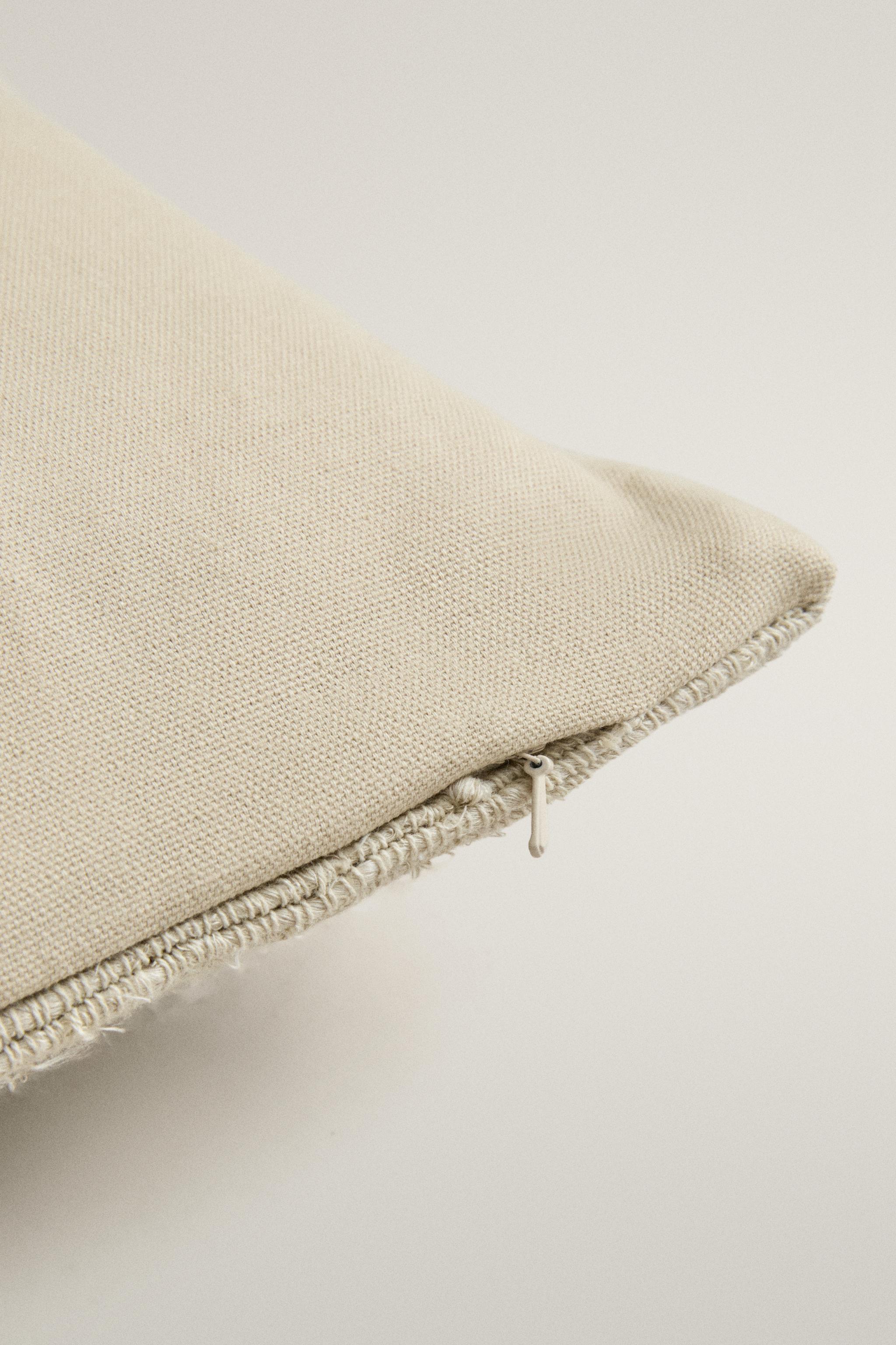 WOVEN THROW PILLOW COVER