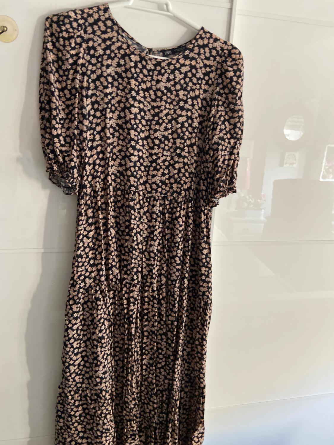 FLORAL PRINT DRESS