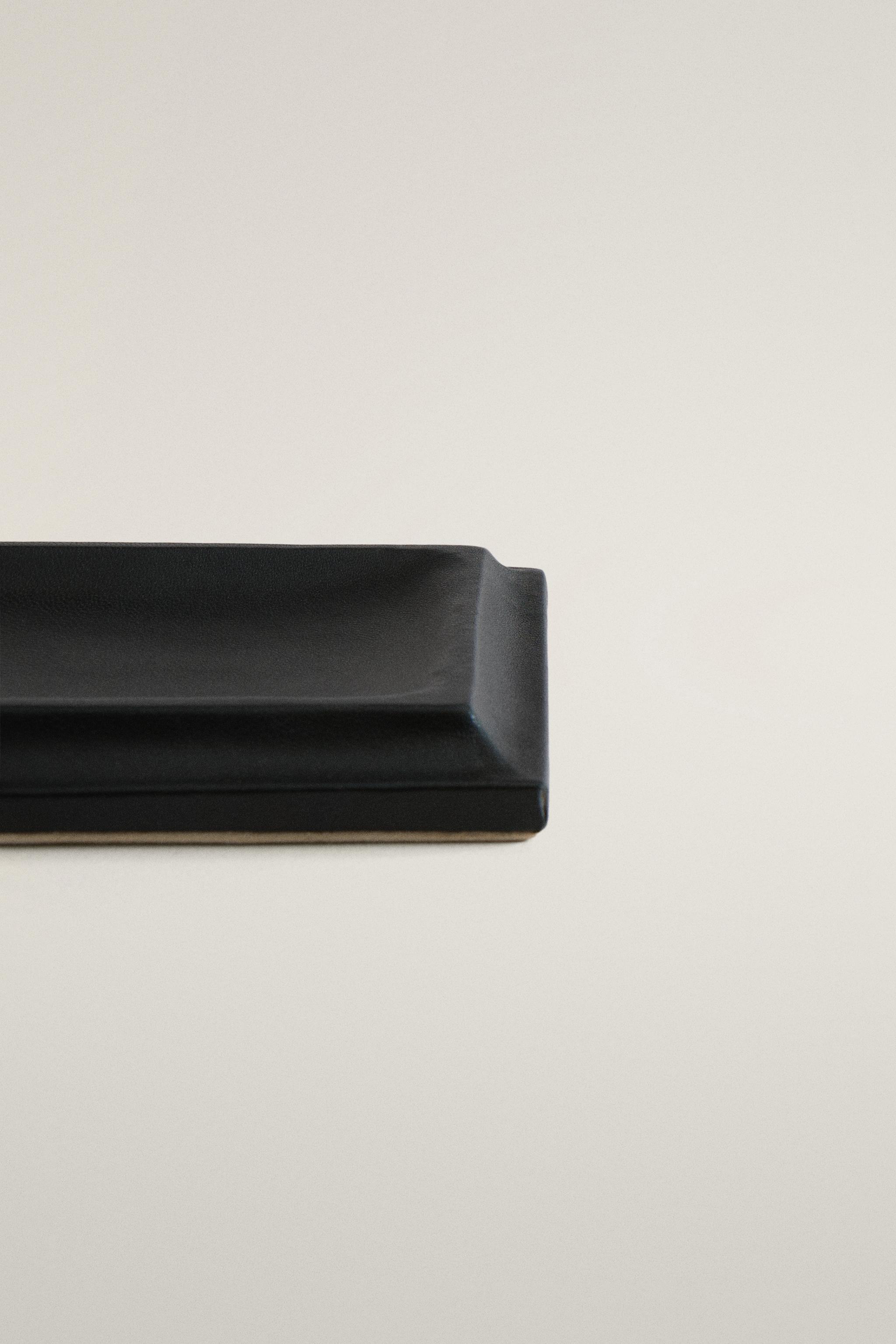 LEATHER DESK TRAY FOR CLIPS