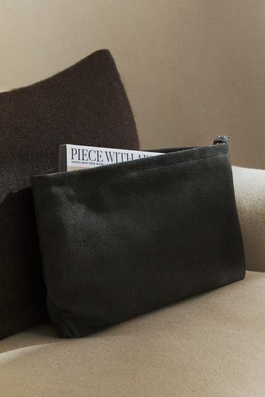 Zara LARGE SPLIT SUEDE MAKEUP BAG - Dark Gray