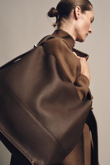 Zara LEATHER MAXI BUCKET BAG - Brown