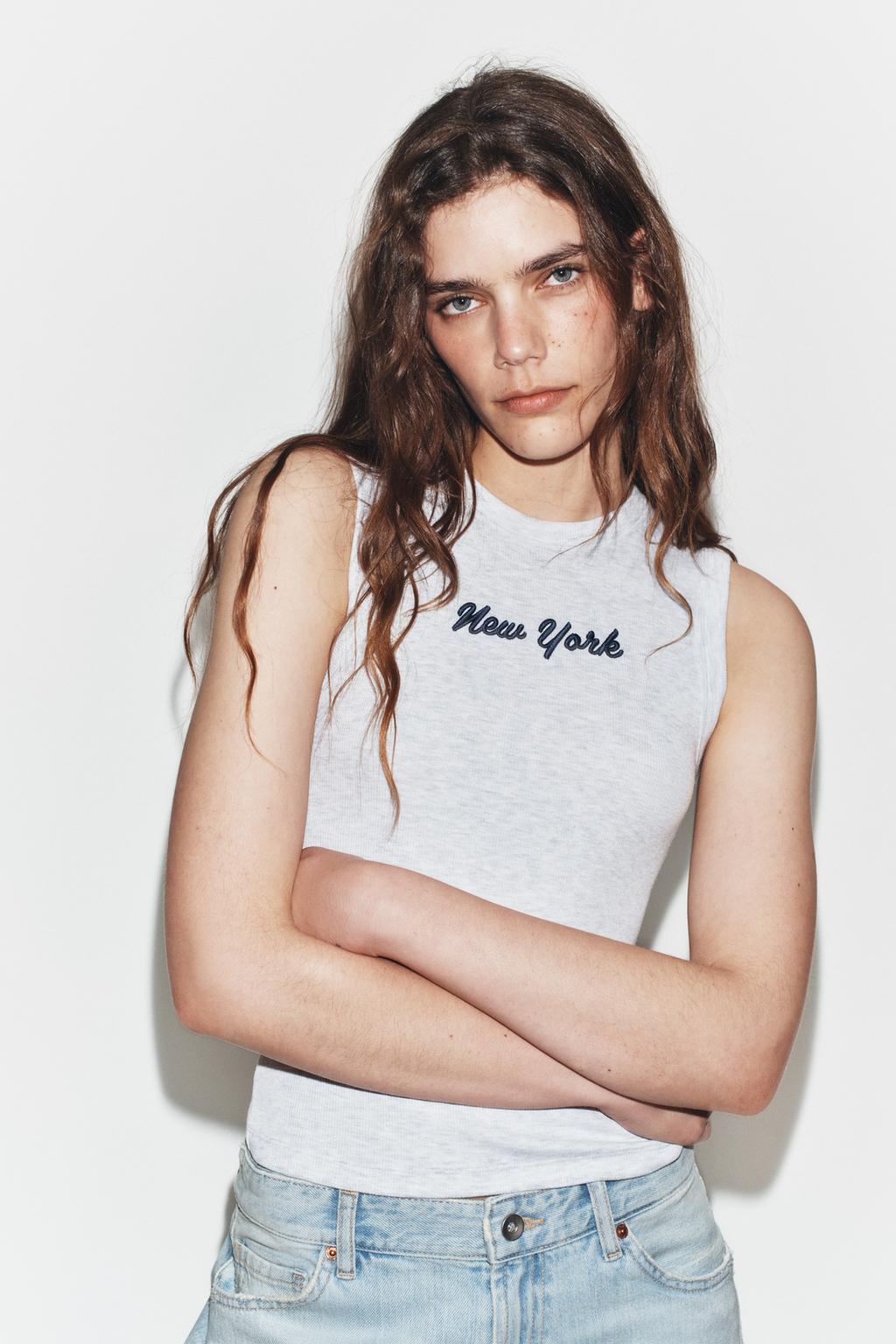 EMBROIDERED TEXT RIB T-SHIRT