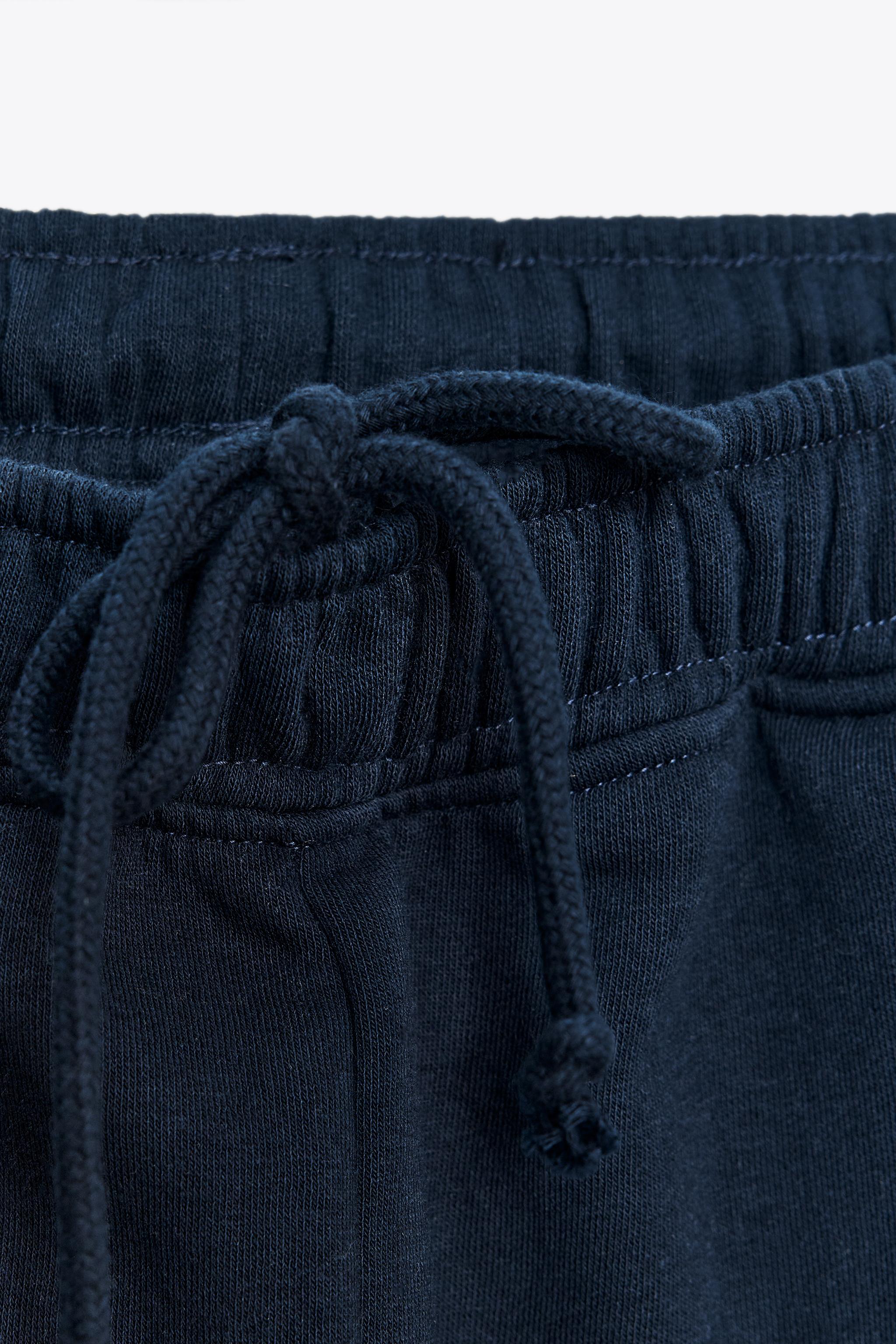 PANTALON EN MOLLETON BASIQUE DROIT