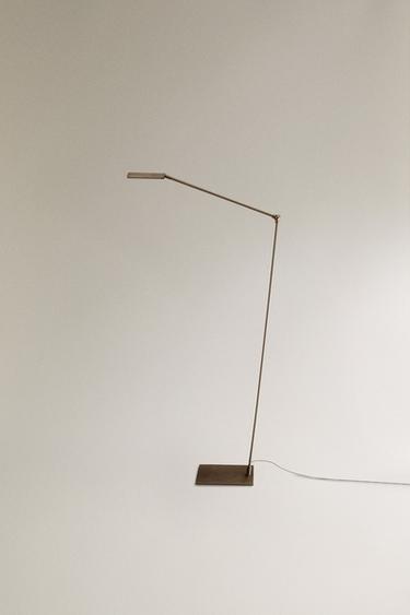 METAL LED FLOOR LAMP - Silver by Zara