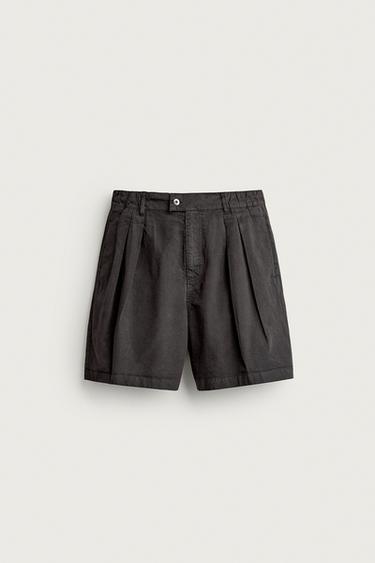 PLEATED FLUID BERMUDA SHORTS - Black by Zara