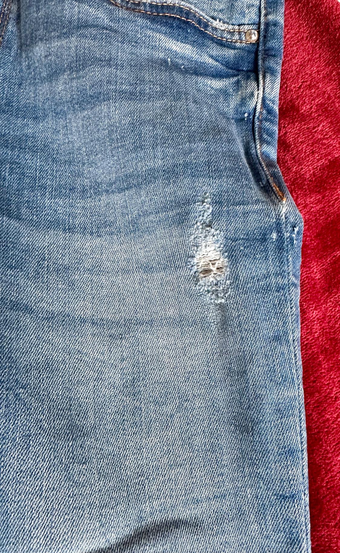 JEANS CON BORDADOS - Image 6