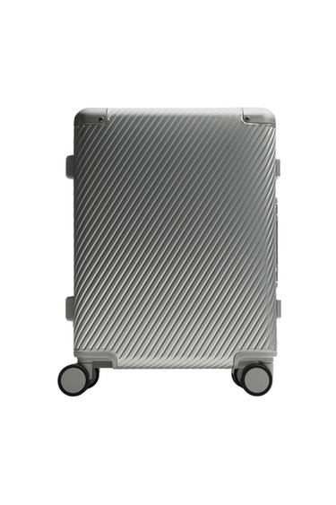 アルミニウム製機内持ち込み用スーツケースシルバーZaraのアルミニウム製機内持ち込み用スーツケース - シルバー 