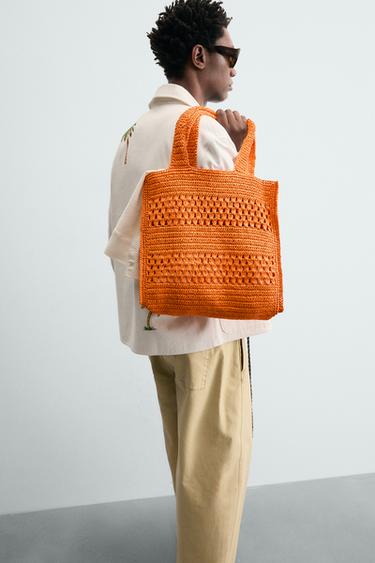 BOLSO SHOPPER TRENZADO - Naranja de Zara - Imagen 0