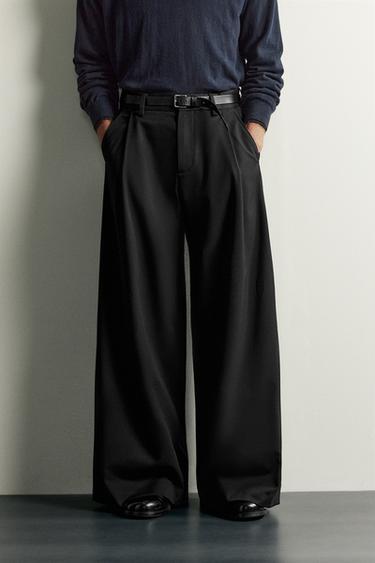 WIDE-LEG PLEATED TROUSERS - Black by Zara