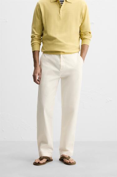 بنطلون تشينو REGULAR FIT - خَام الخاص بـ Zara