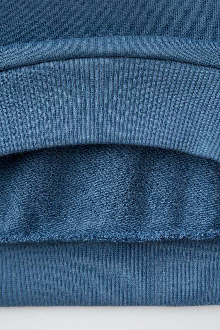 Buzo de cuello alto 4