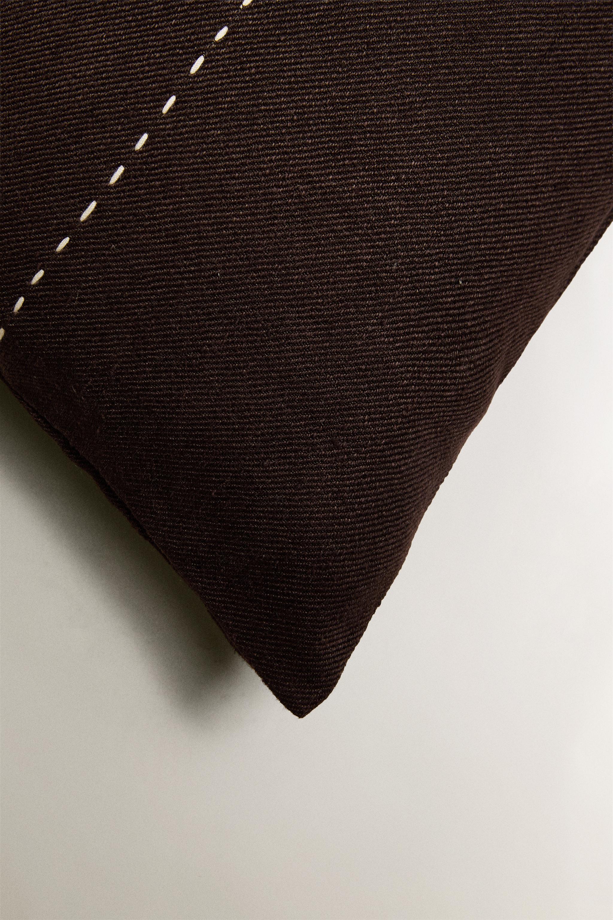 THROW PILLOW COVER WITH STITCHING