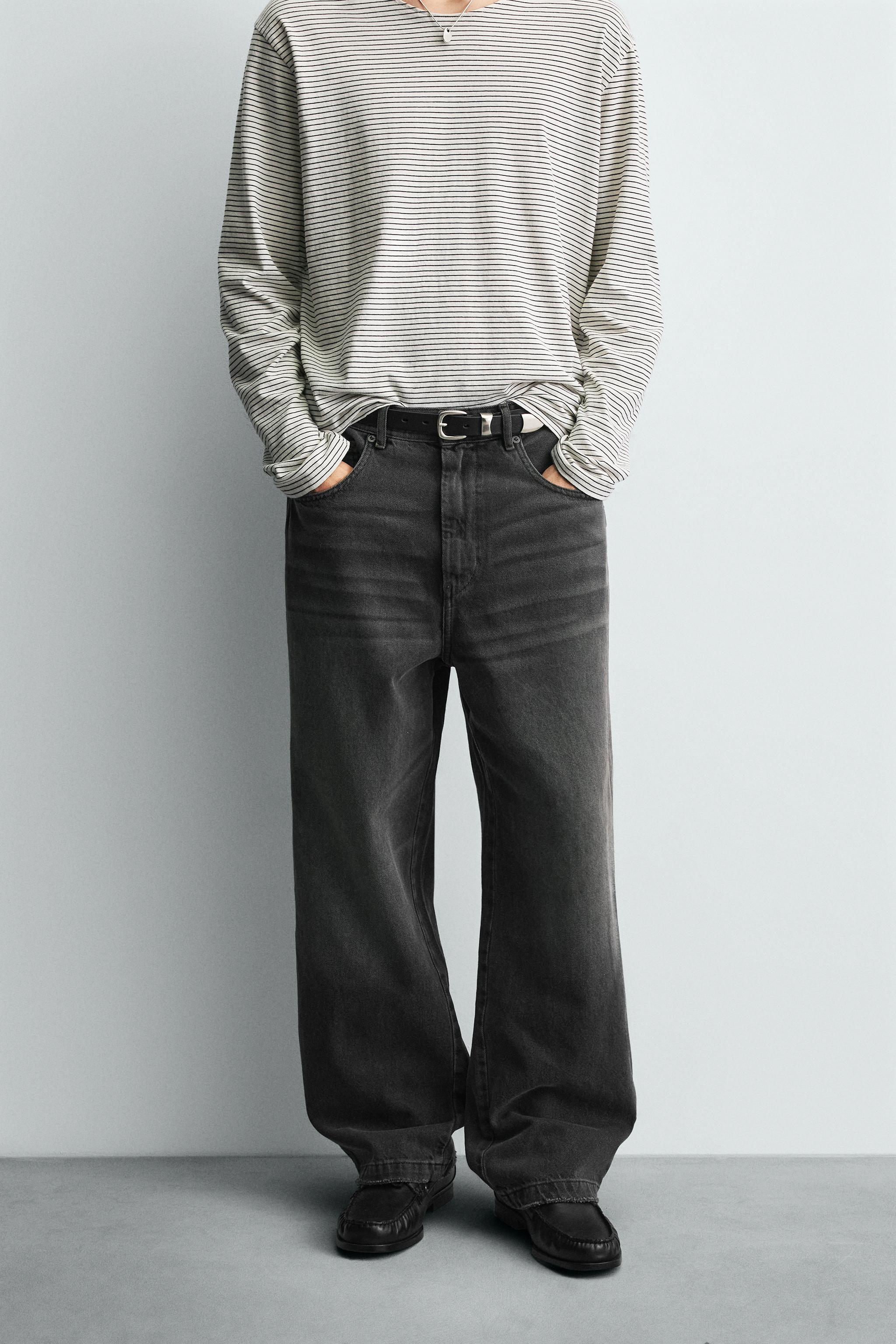 RELAXED FIT JEANS