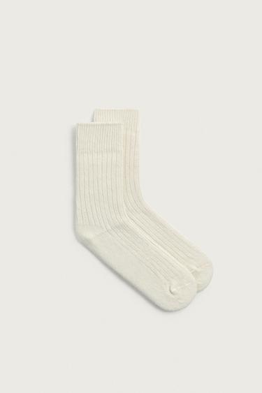 RIBBED TEXTURED SOCKS - Ecru by Zara