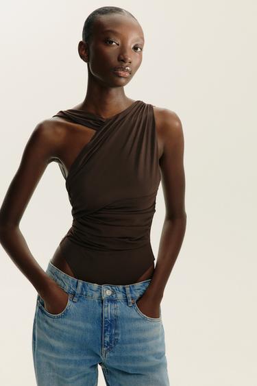 BODY DRAPPEGGIATO ASIMMETRICO IN TULLE - Marrone scuro di Zara