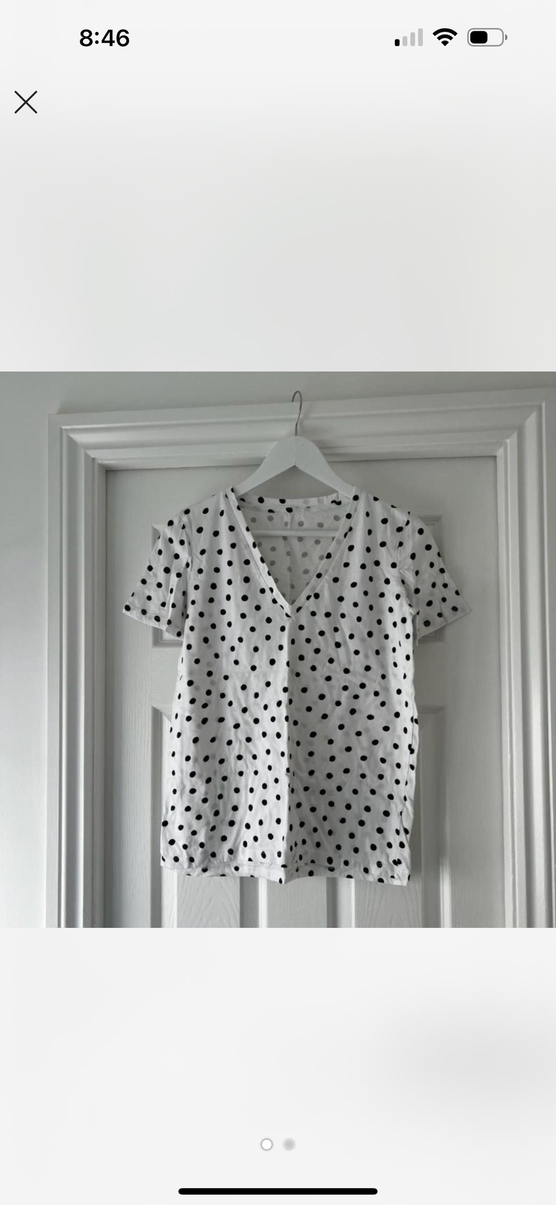 V-NECK BASIC T-SHIRT