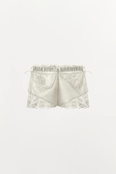 SHORT BRODERIES ET DENTELLE - Blanc cassé de Zara
