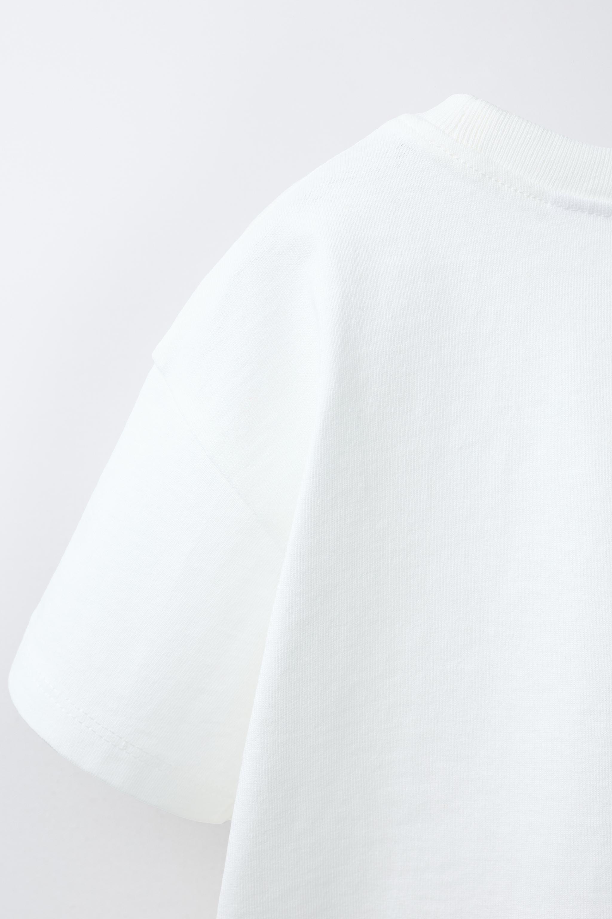 T-SHIRT À POCHE VOLANTÉE