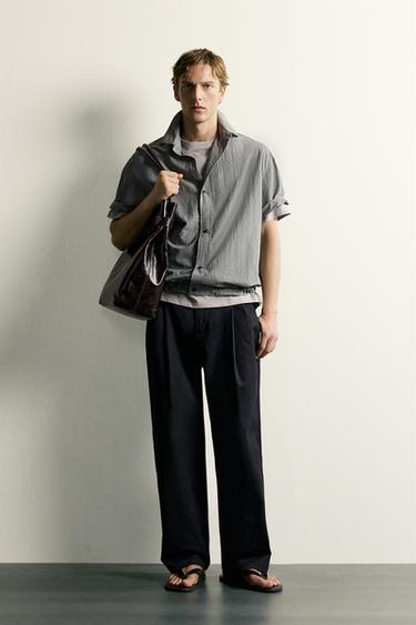 RELAXED FIT SHIRT WITH ADJUSTABLE HEM - Grey green by Zara