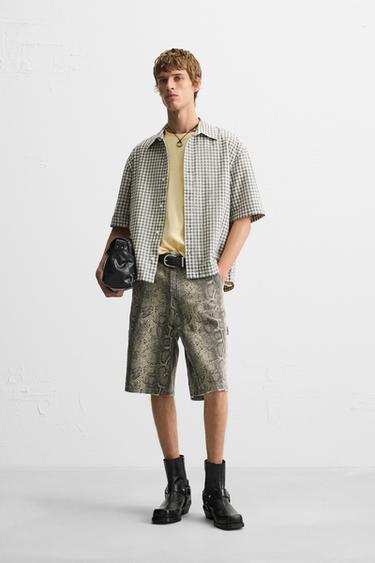 BERMUDA BOLSILLO CARPINTERO ESTAMPADO ANIMAL - Estampado de Zara - Imagen 0
