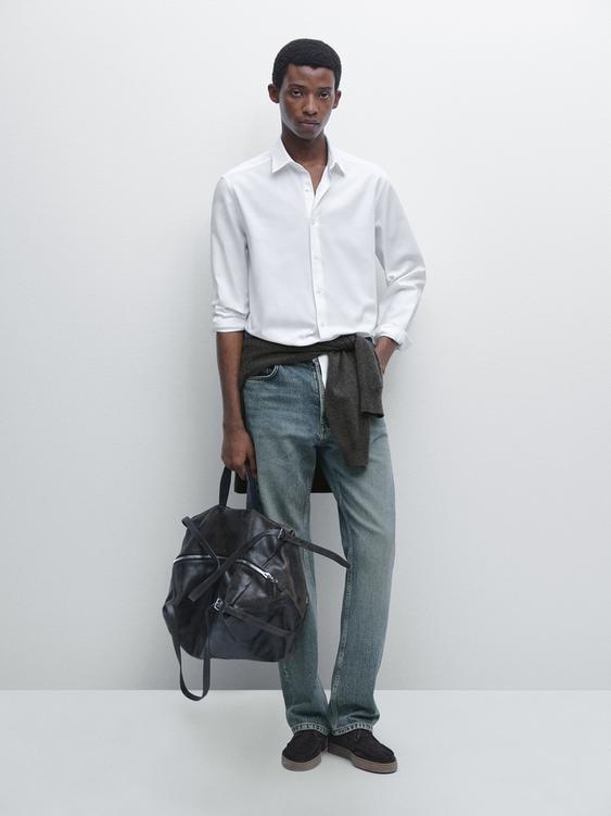 Regular fit textured shirt