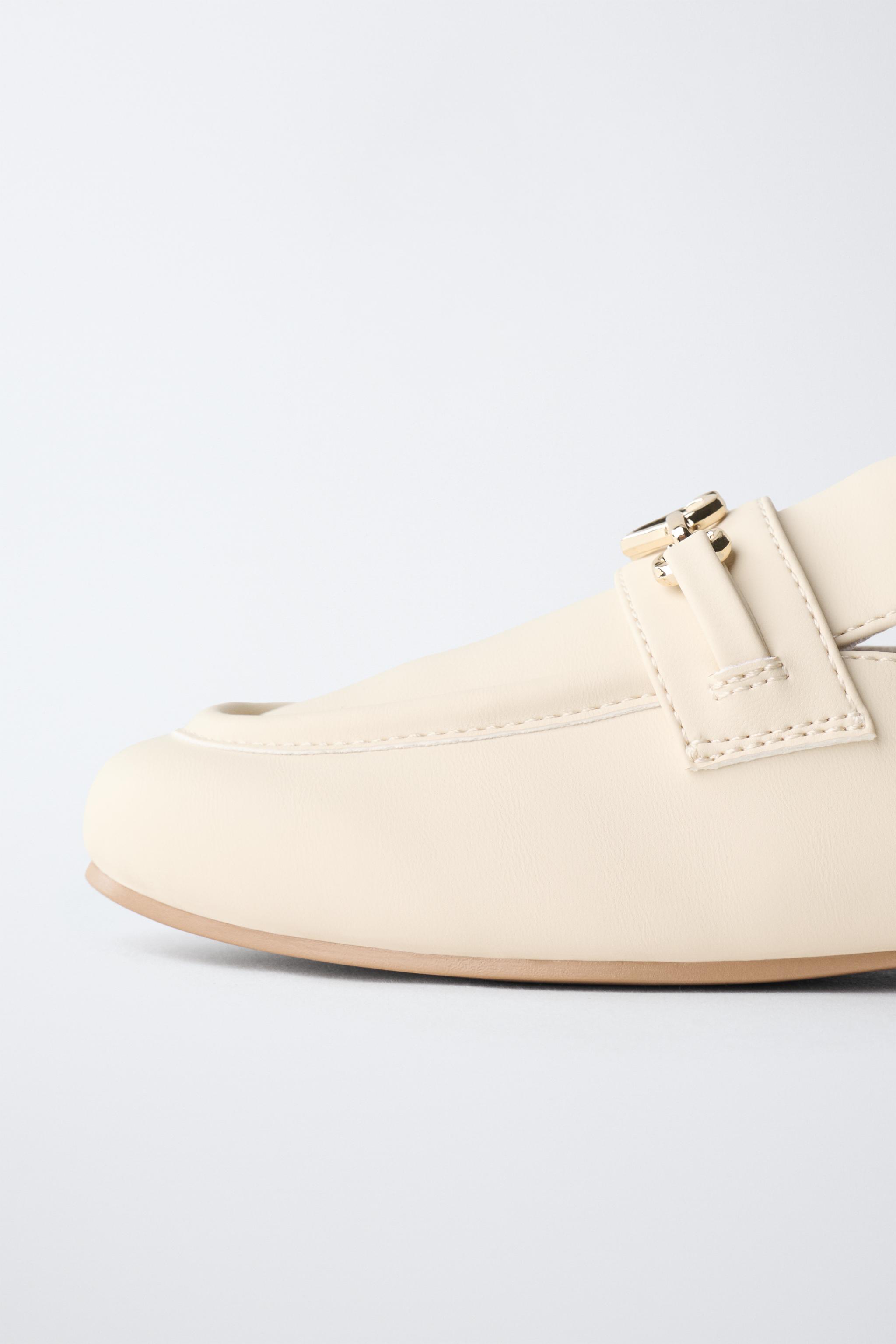 METALLIC DETAIL MULES