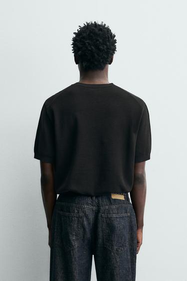 T-SHIRT MAILLE COUPE DÉCONTRACTÉE - Chocolat de Zara - Image 2