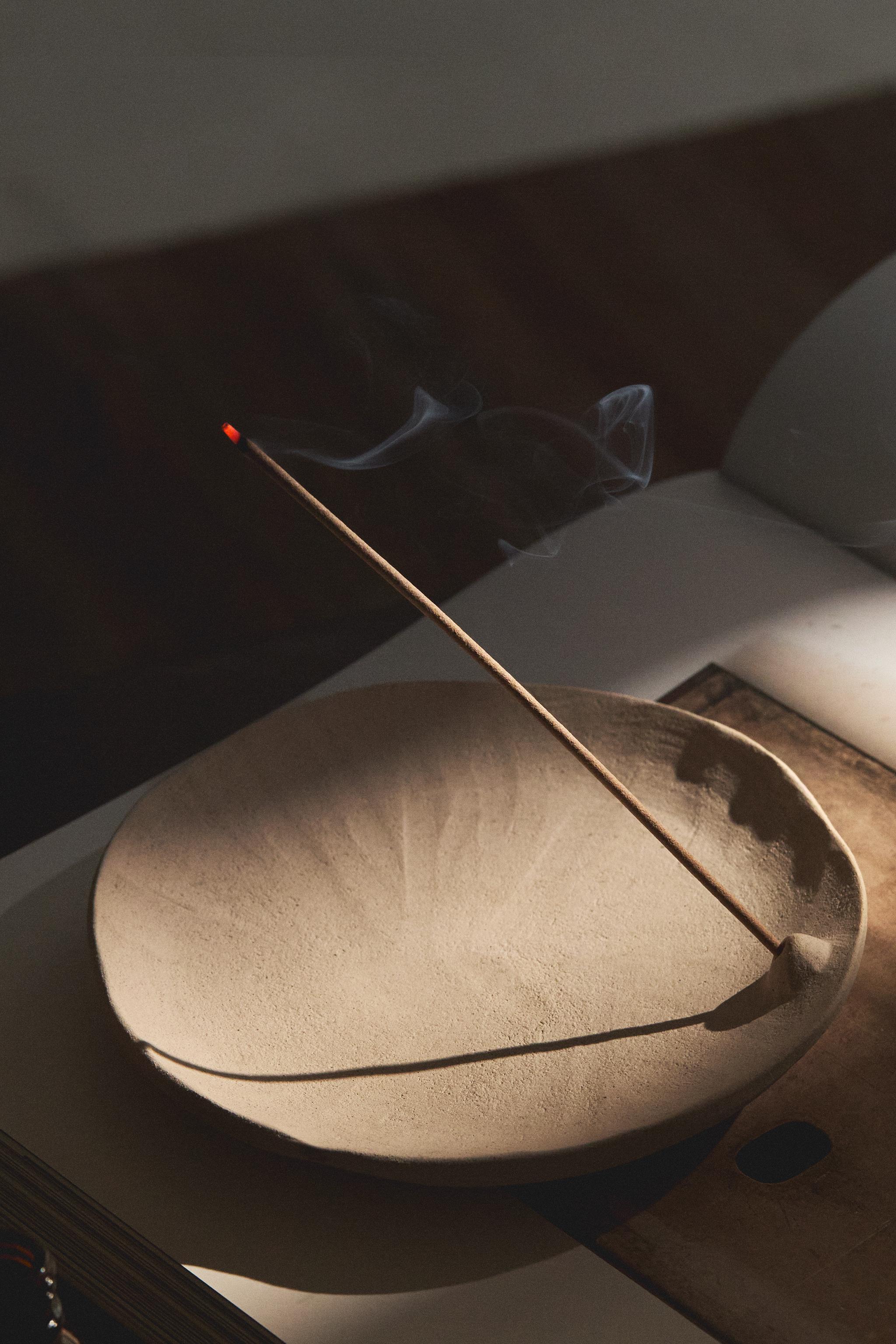 CERAMIC INCENSE BURNER DISH