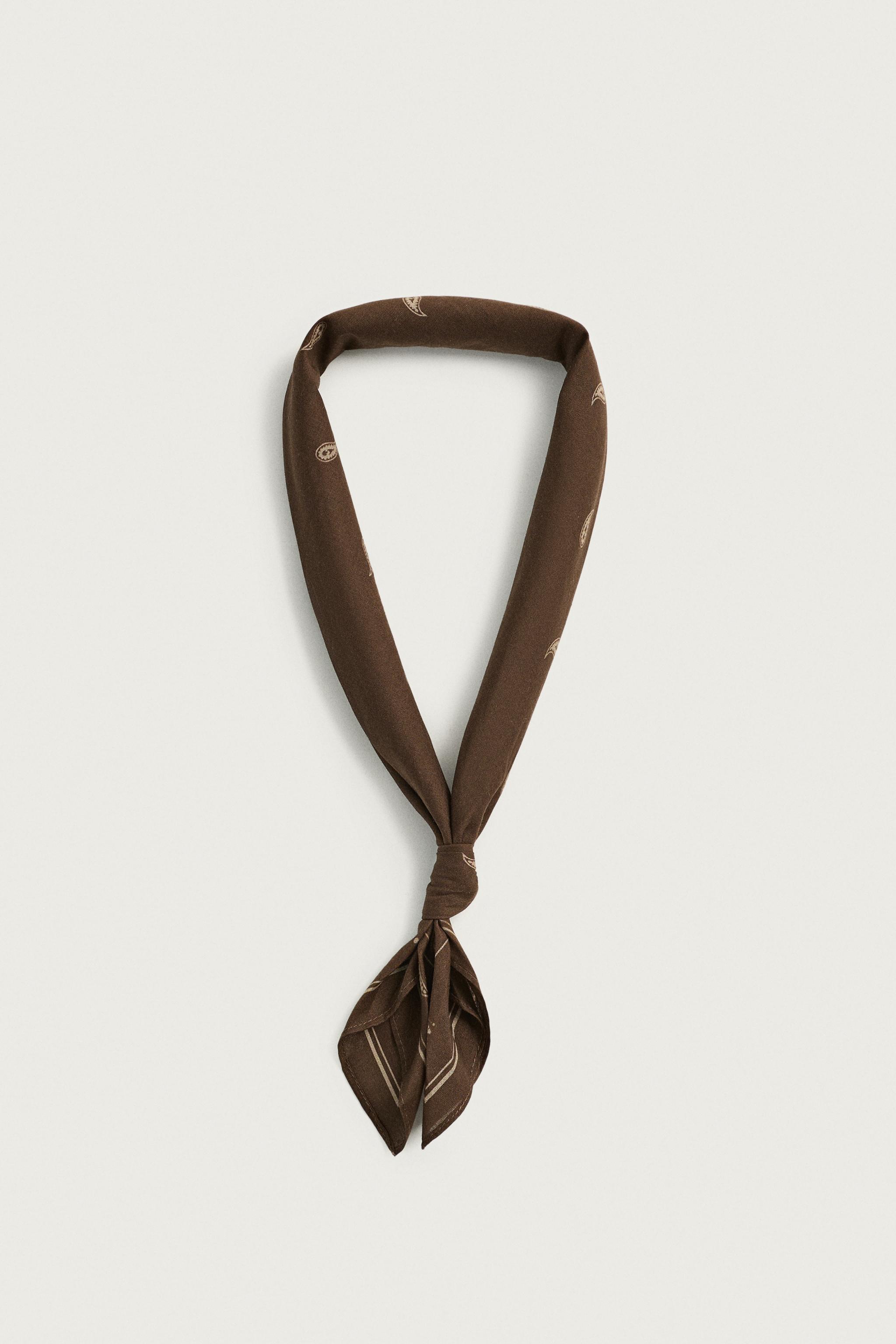 PAISLEY PRINT BANDANA — Brown