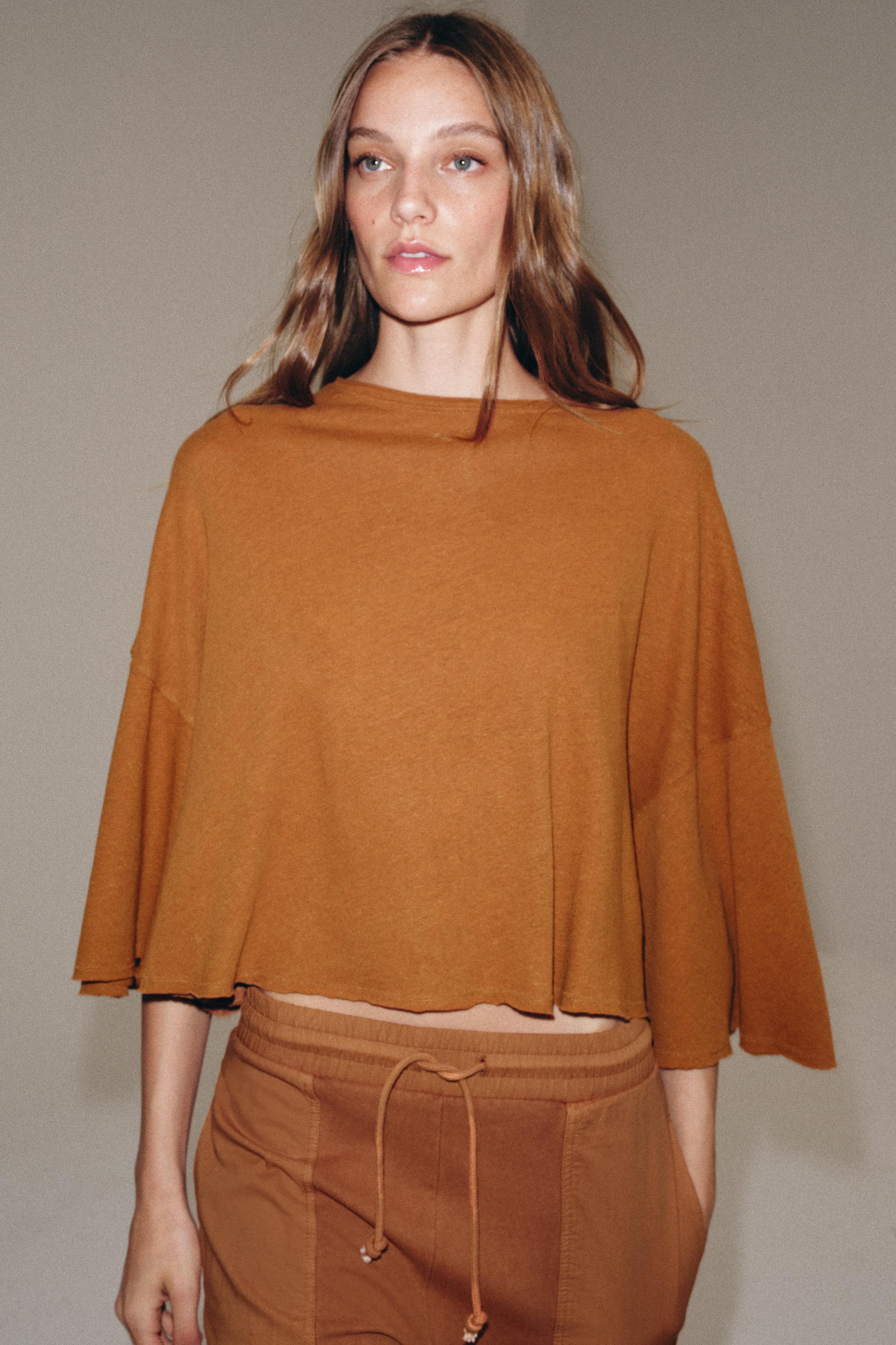 COTTON AND LINEN CAPE T-SHIRT