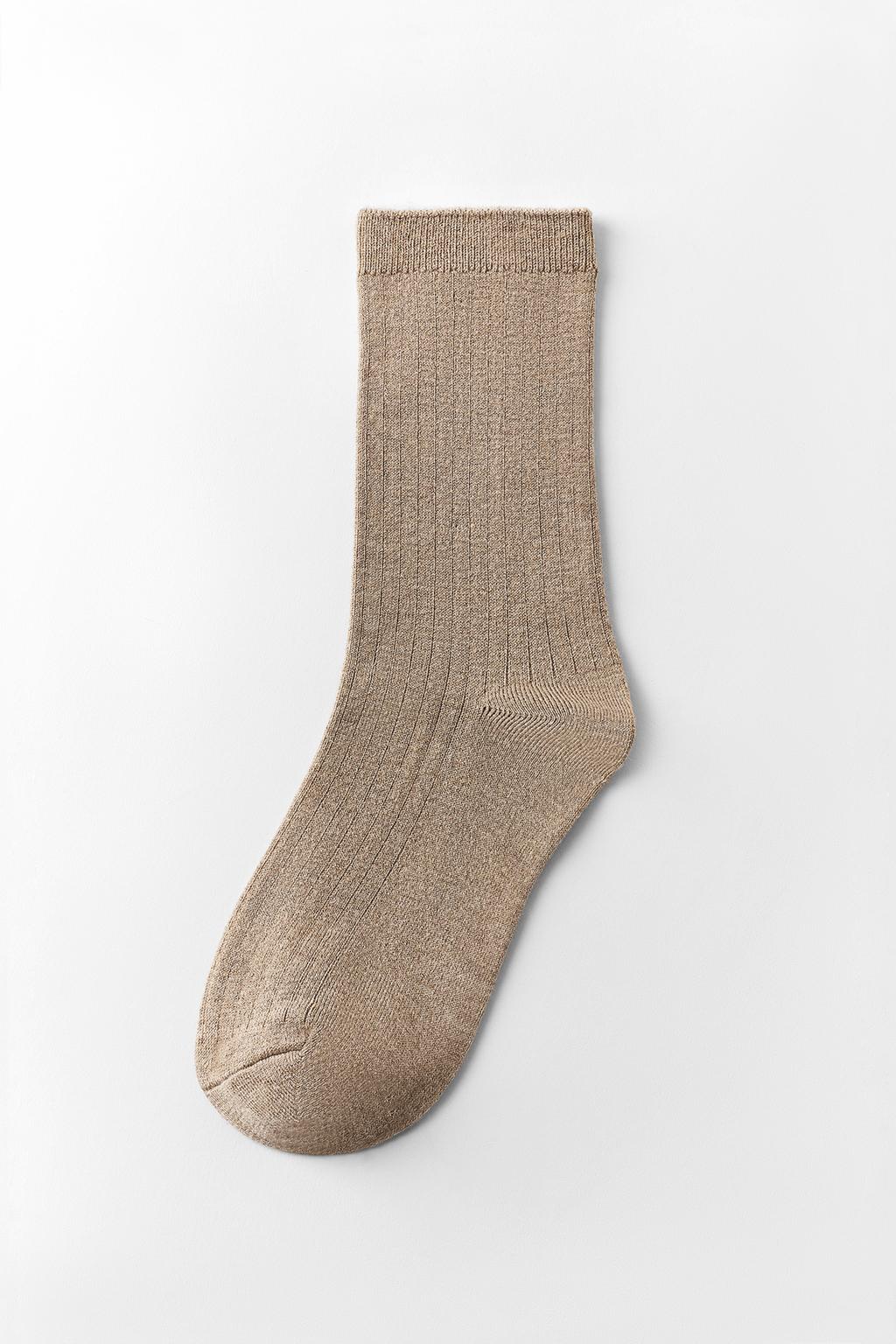 BASIC RIBBED SOCKS