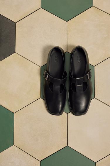 ZAPATO PIEL HEBILLA - Negro de Zara