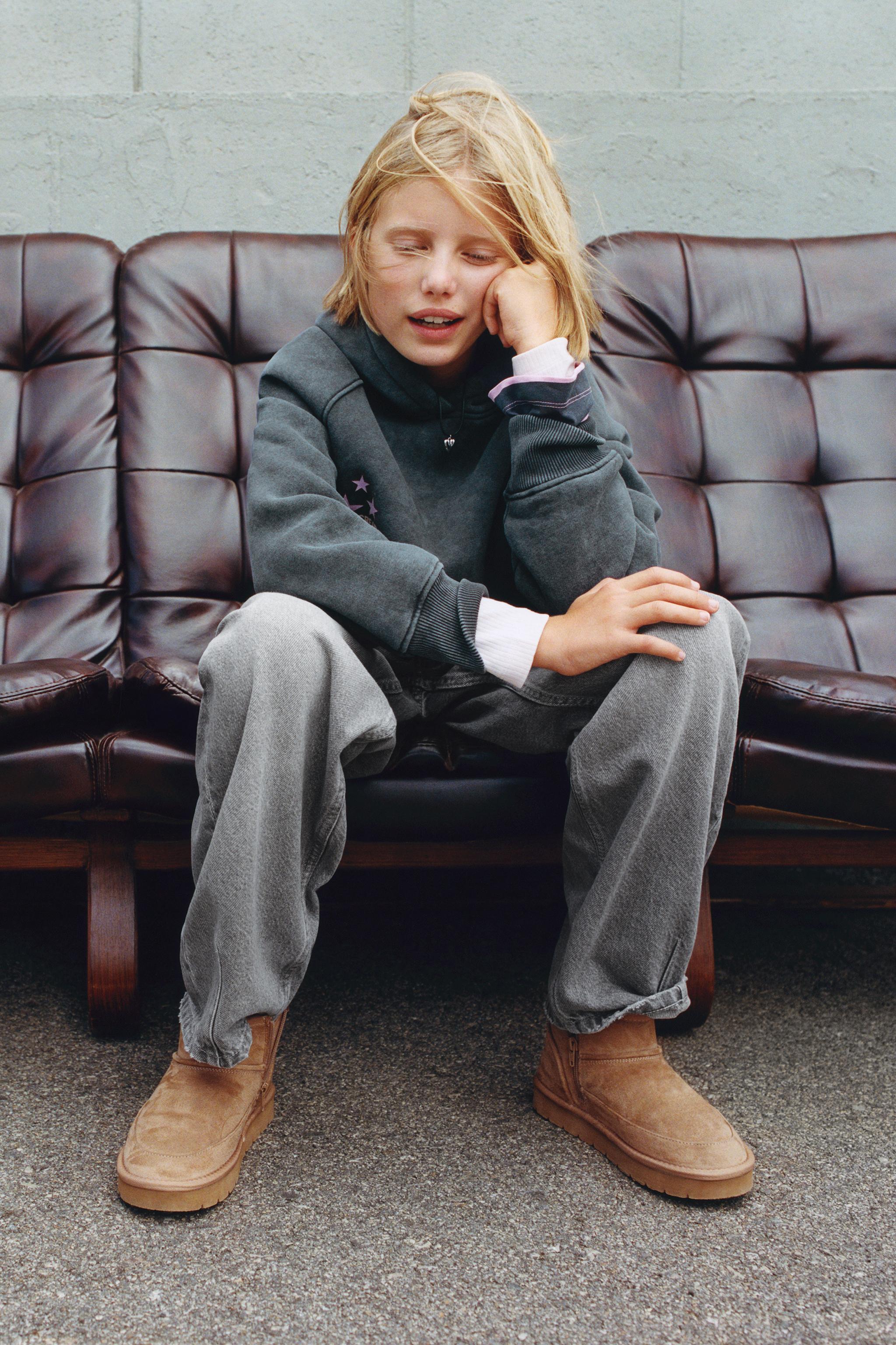 BARREL JEANS WITH BELT