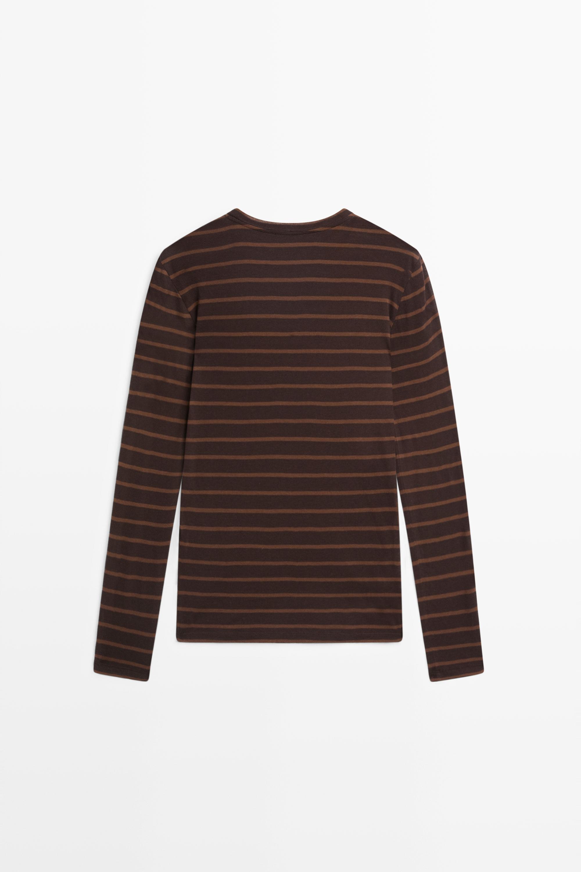 Long sleeve striped T-shirt