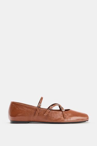 BAILARINA PUNTA CUADRADA PIEL - Beige de Zara