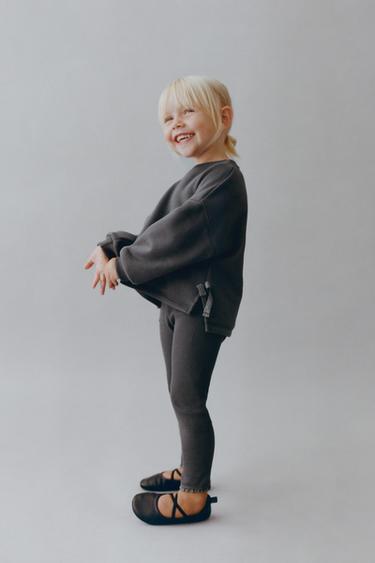 CONJUNTO SUDADERA LACITOS Y LEGGING WAFFLE - Gris antracita de Zara